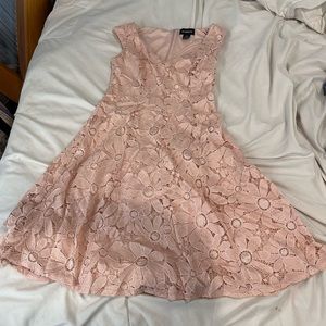 liz claiborne pink dress with flowers v neck size 6